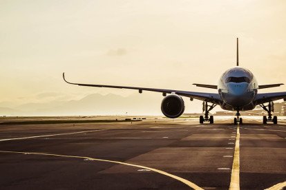 airplane-runway.jpg
